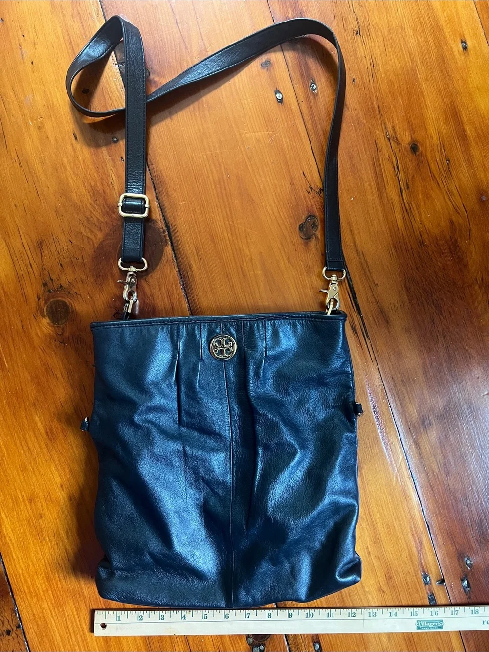 Tory Burch tory burch